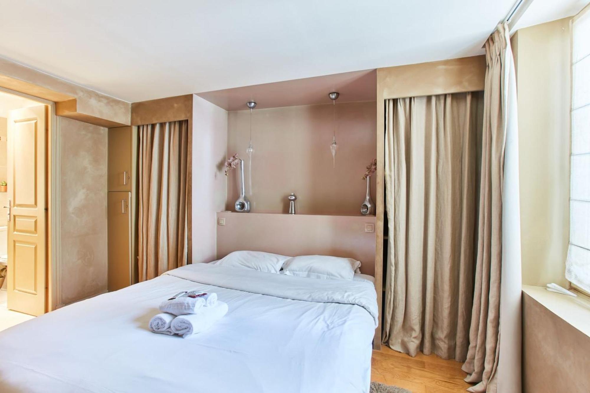 Latin Apartment
