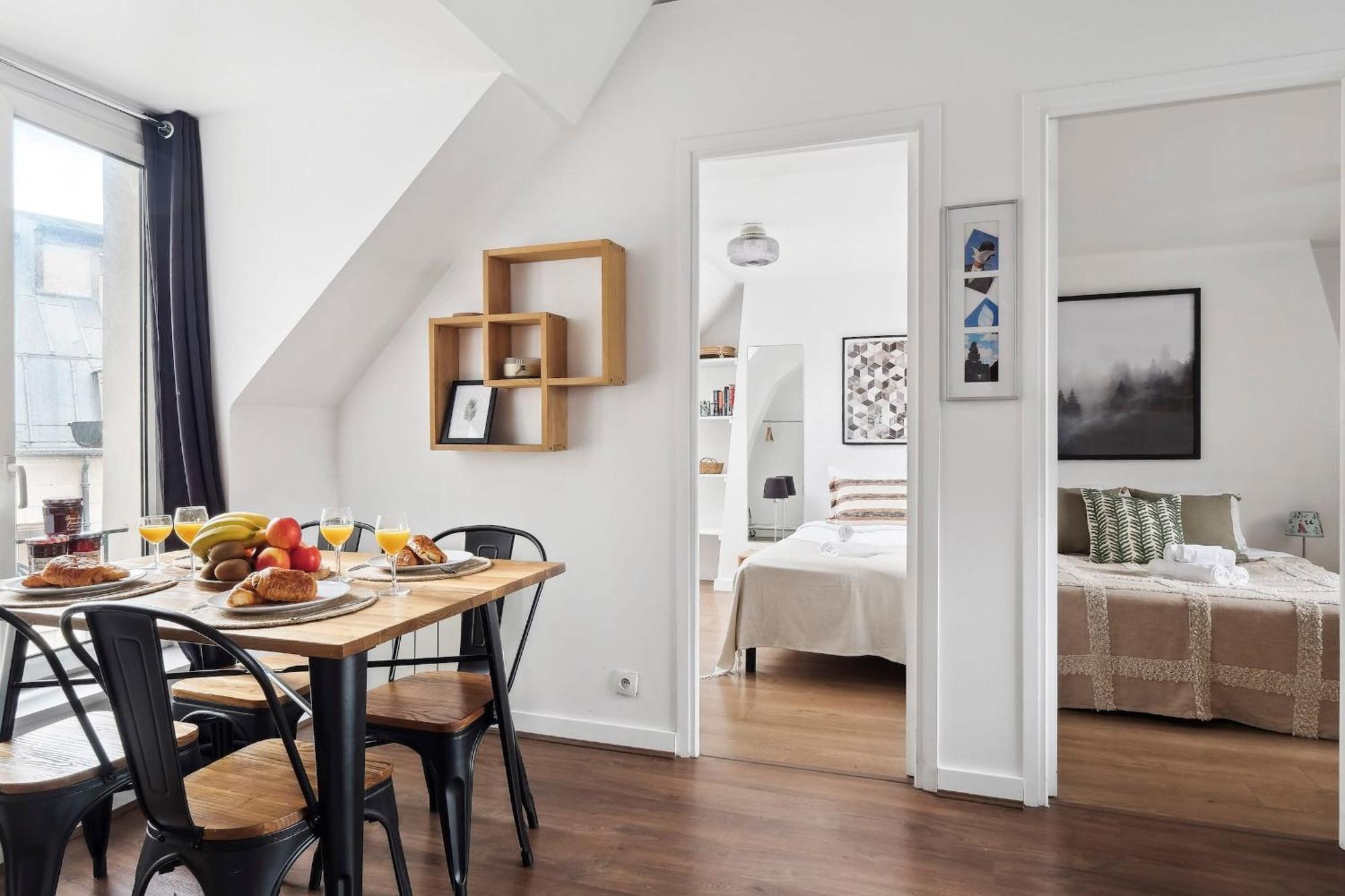 Apartment Quarter 2br Charm Paris