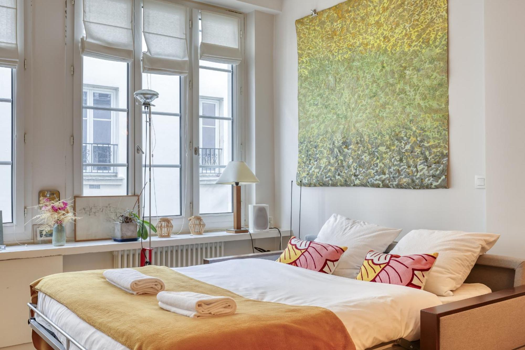Spacious & Colorful Flat Near Bastille - 12 Apartment Paris