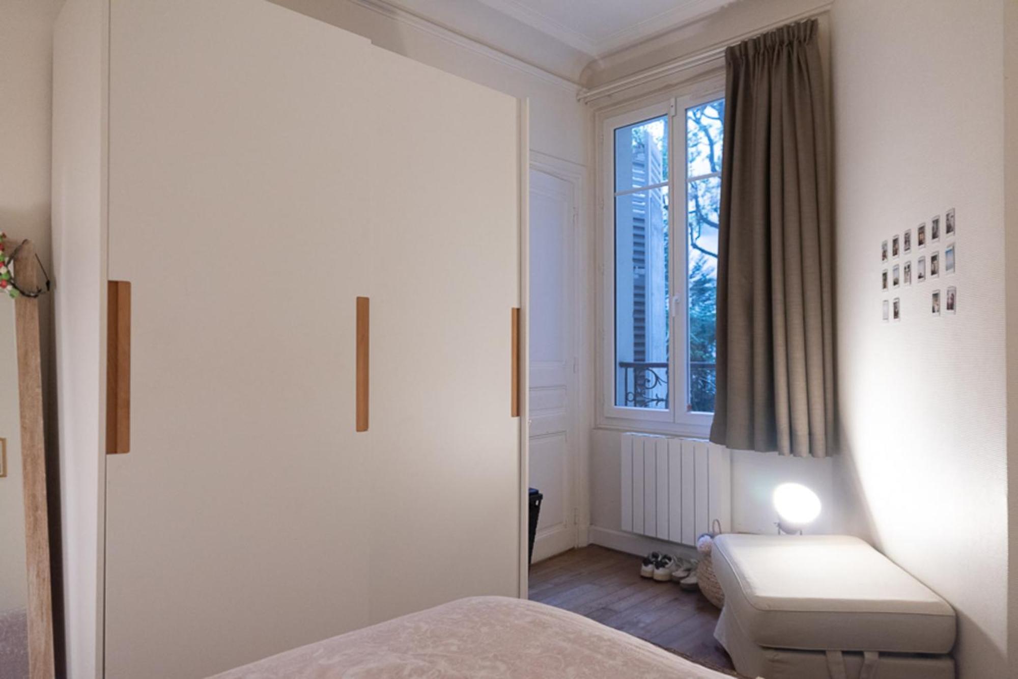 Nice Love Nest Well Located In Apartment Paris