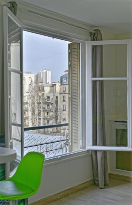 Apartment Central Avenue Du Maine Paris