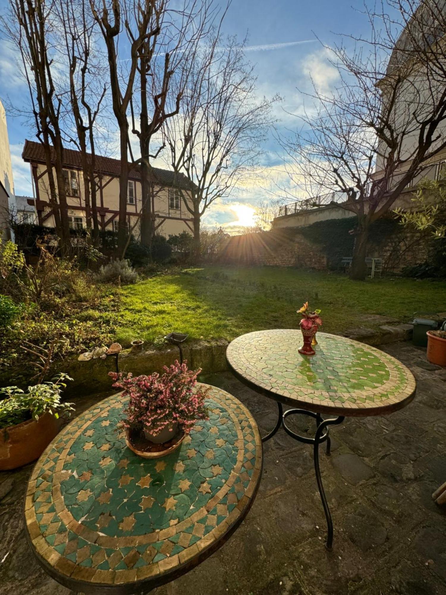 Apartment Montmartre Hidden Artist Loft Paris