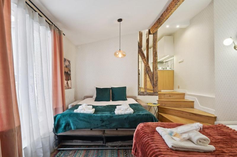 264 Latino - Superb In Apartment *