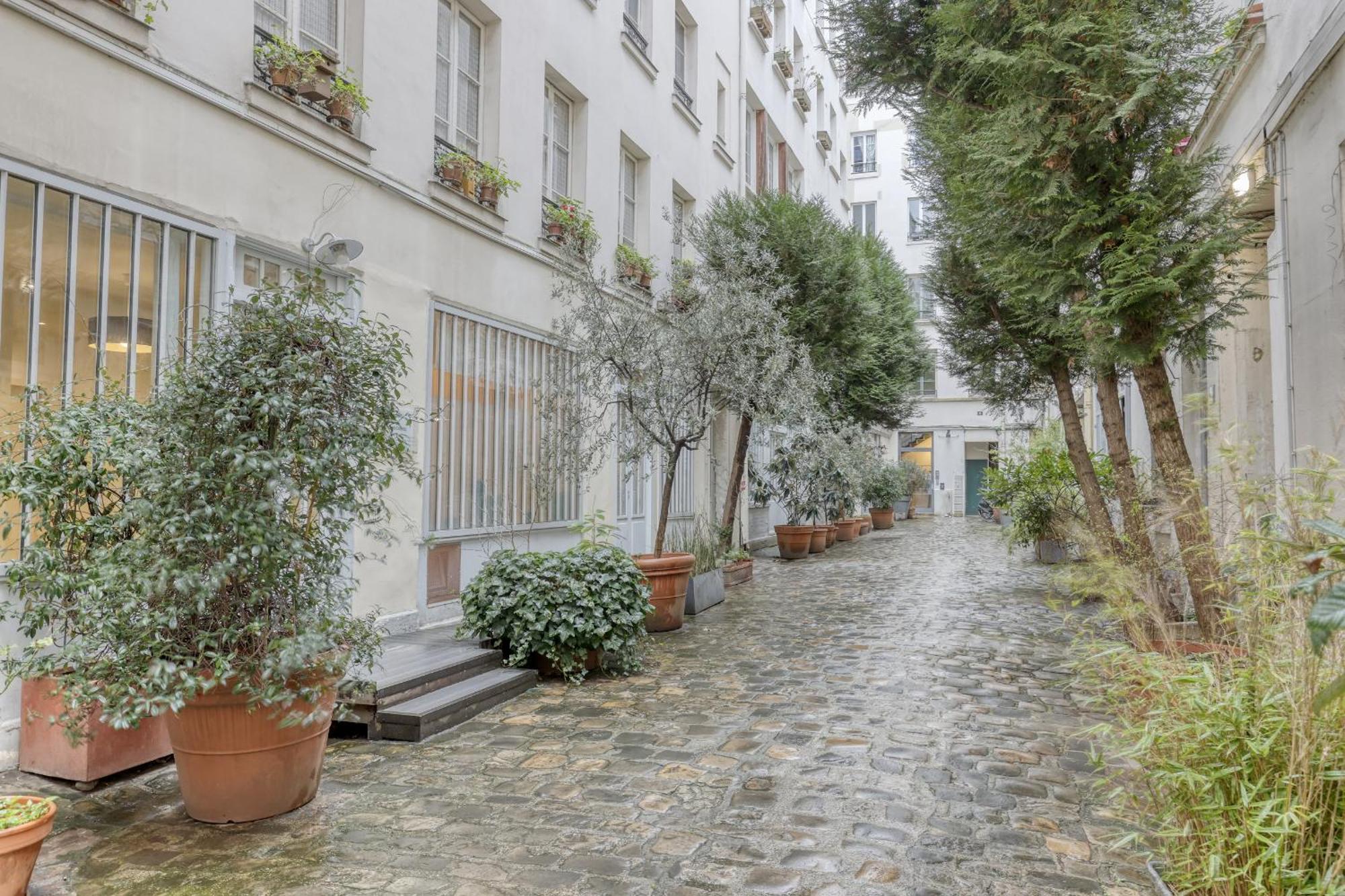 Spacious & Colorful Flat Near Bastille - 12 Paris