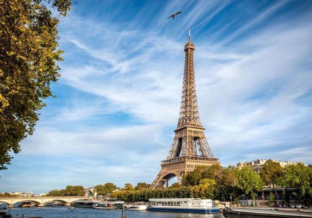 Appartement Studio Bien Equipe Proche De Toutes Commodites -2p