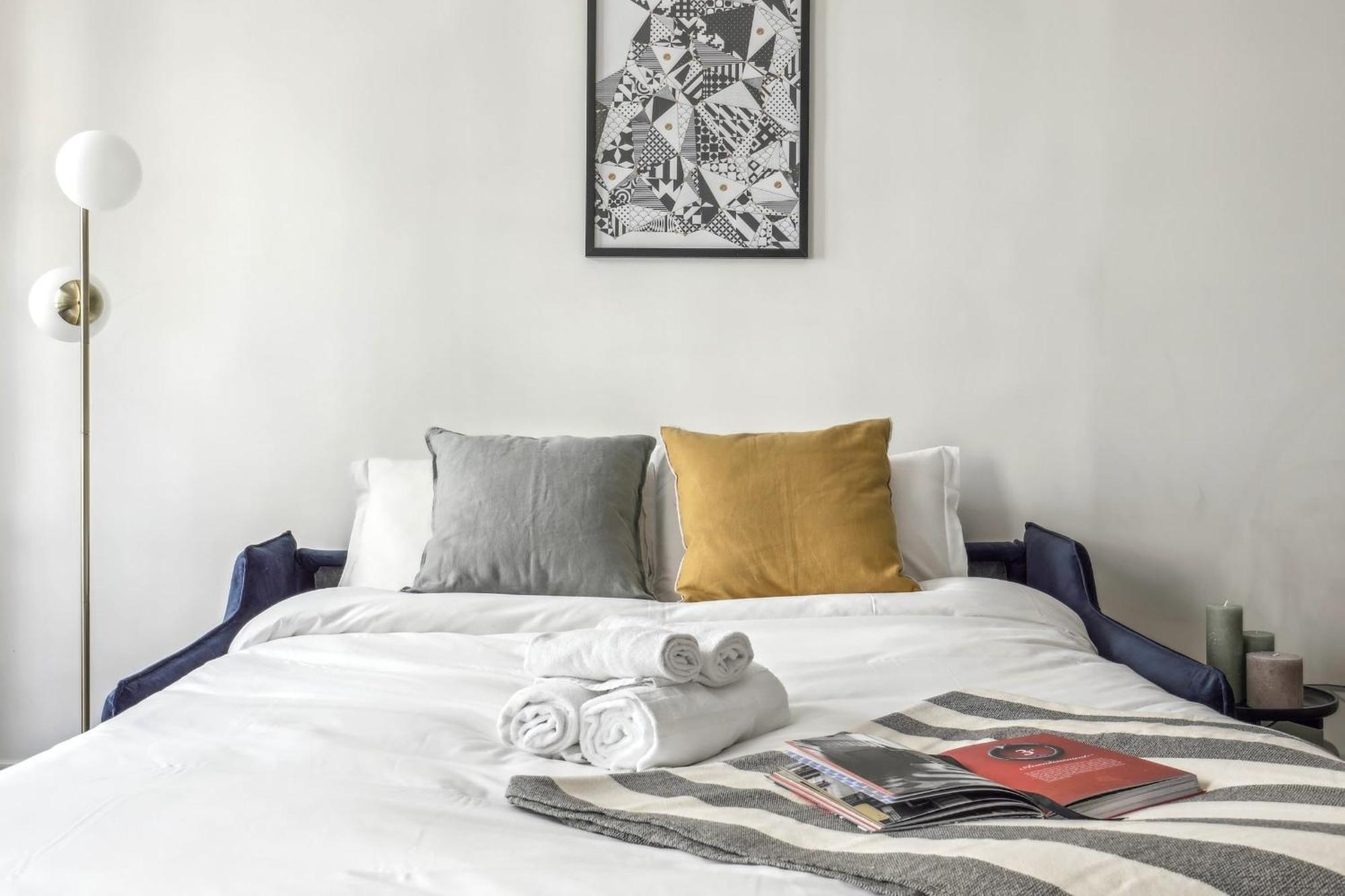 Le Marais 1br Place Saint Appartement *