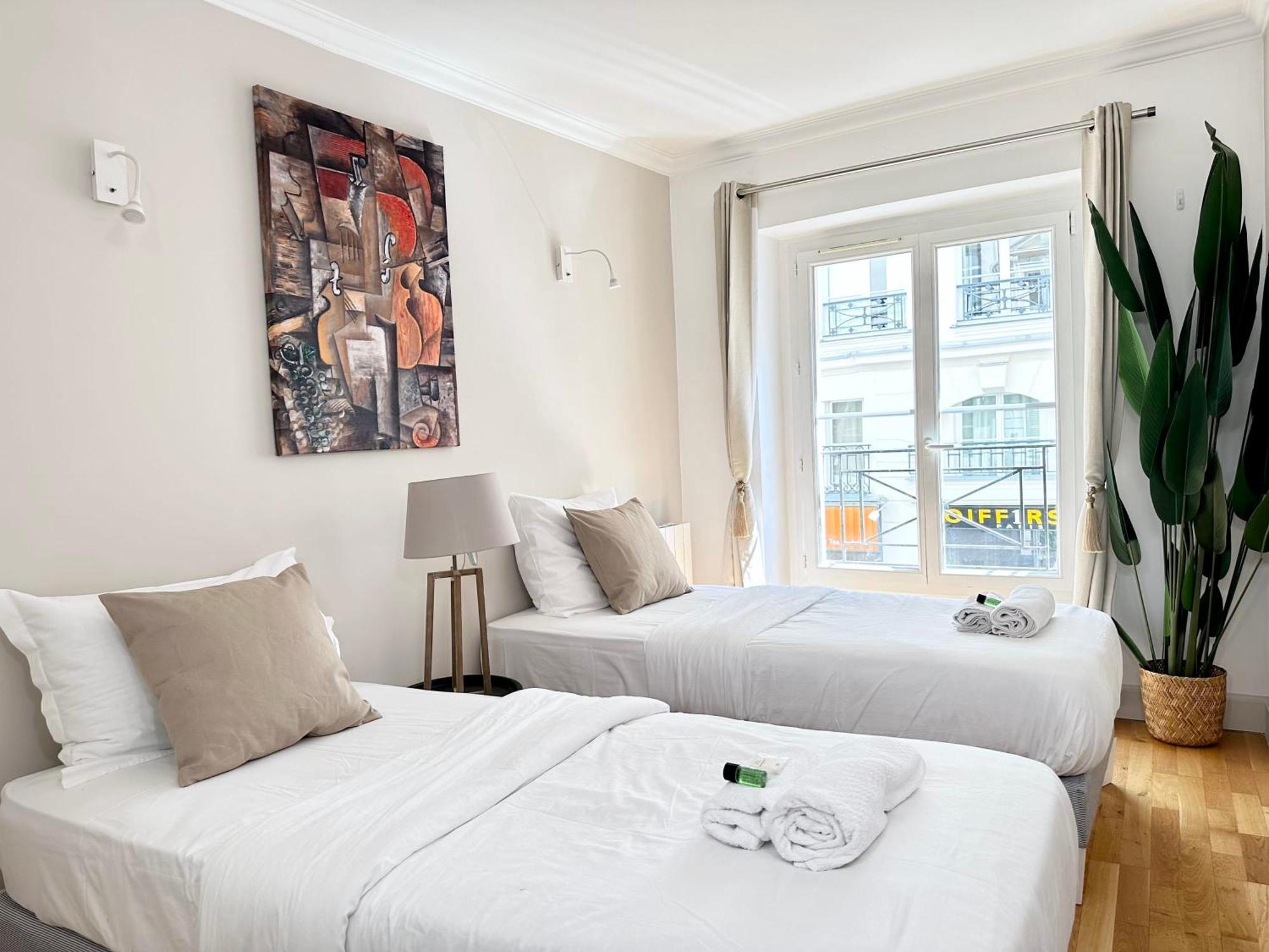 Luxury Family Getaway Near Place Vendome *