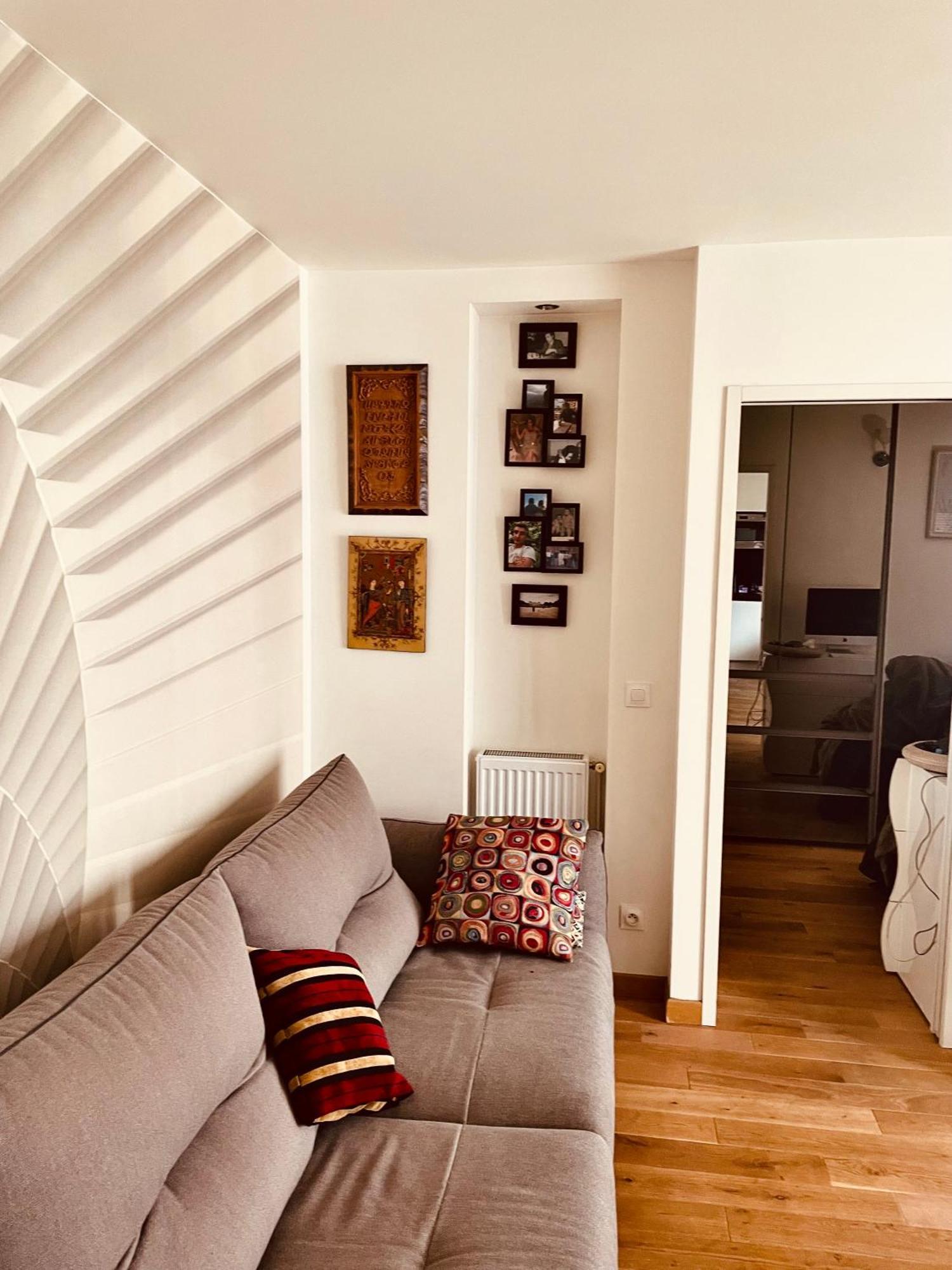 Apartment Jolie 2 Pieces Avec Balcon 15 Eme Paris