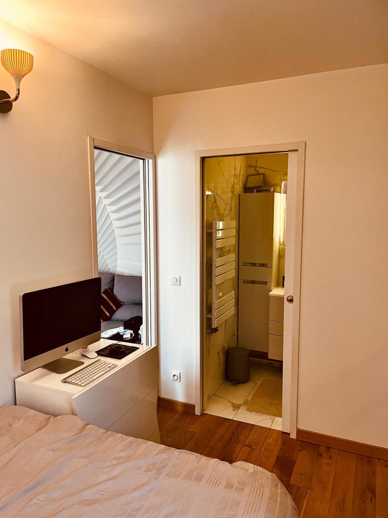 Apartment Jolie 2 Pieces Avec Balcon 15 Eme Paris