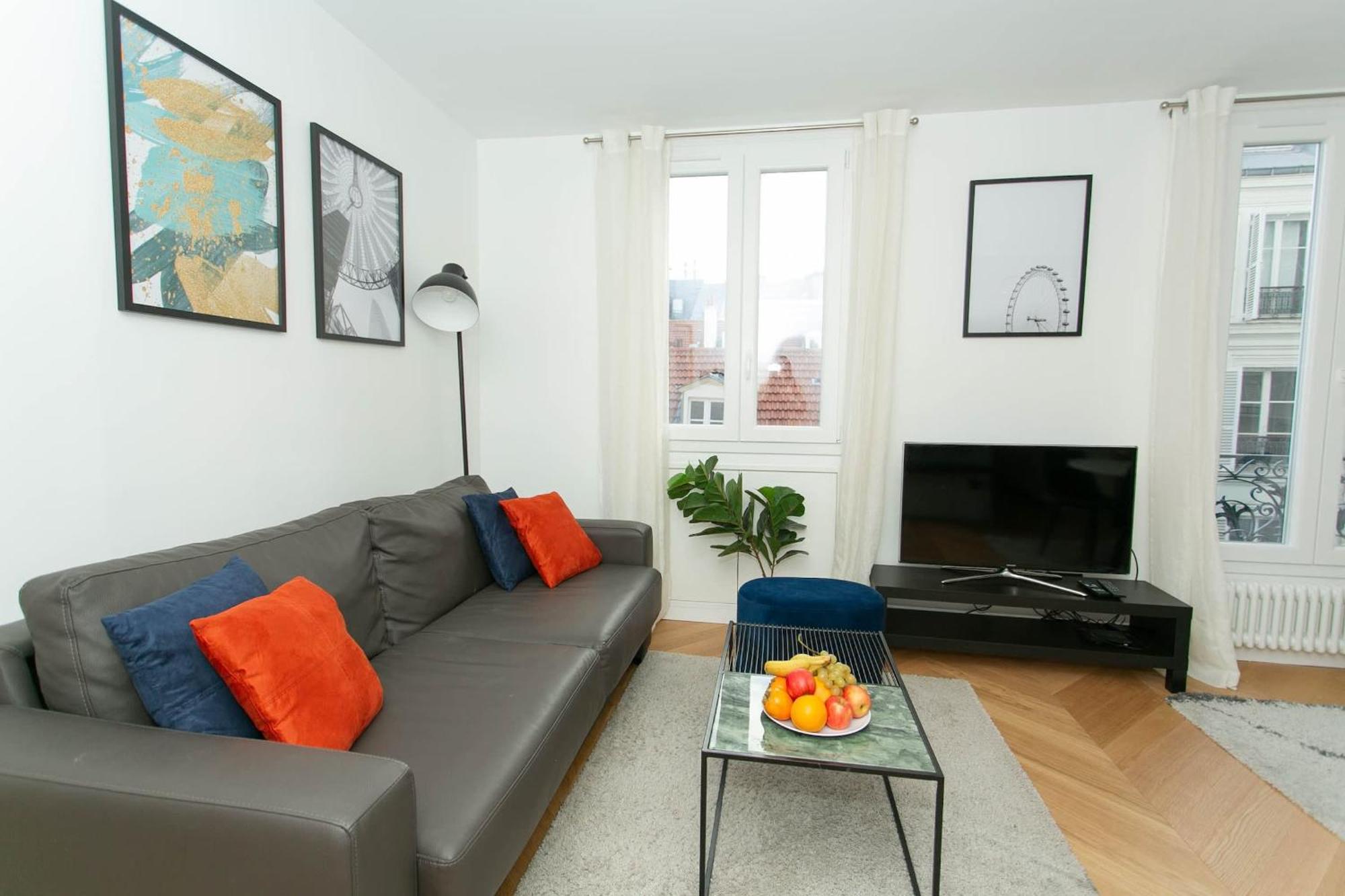 Cozy 2br Near Champs-elysees
