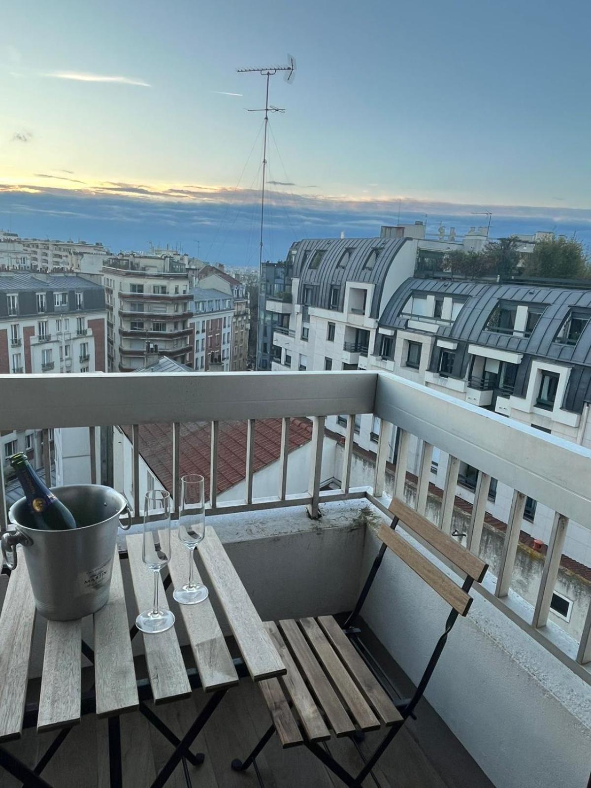 Appartement Buttes Chaumont - Free Parking *