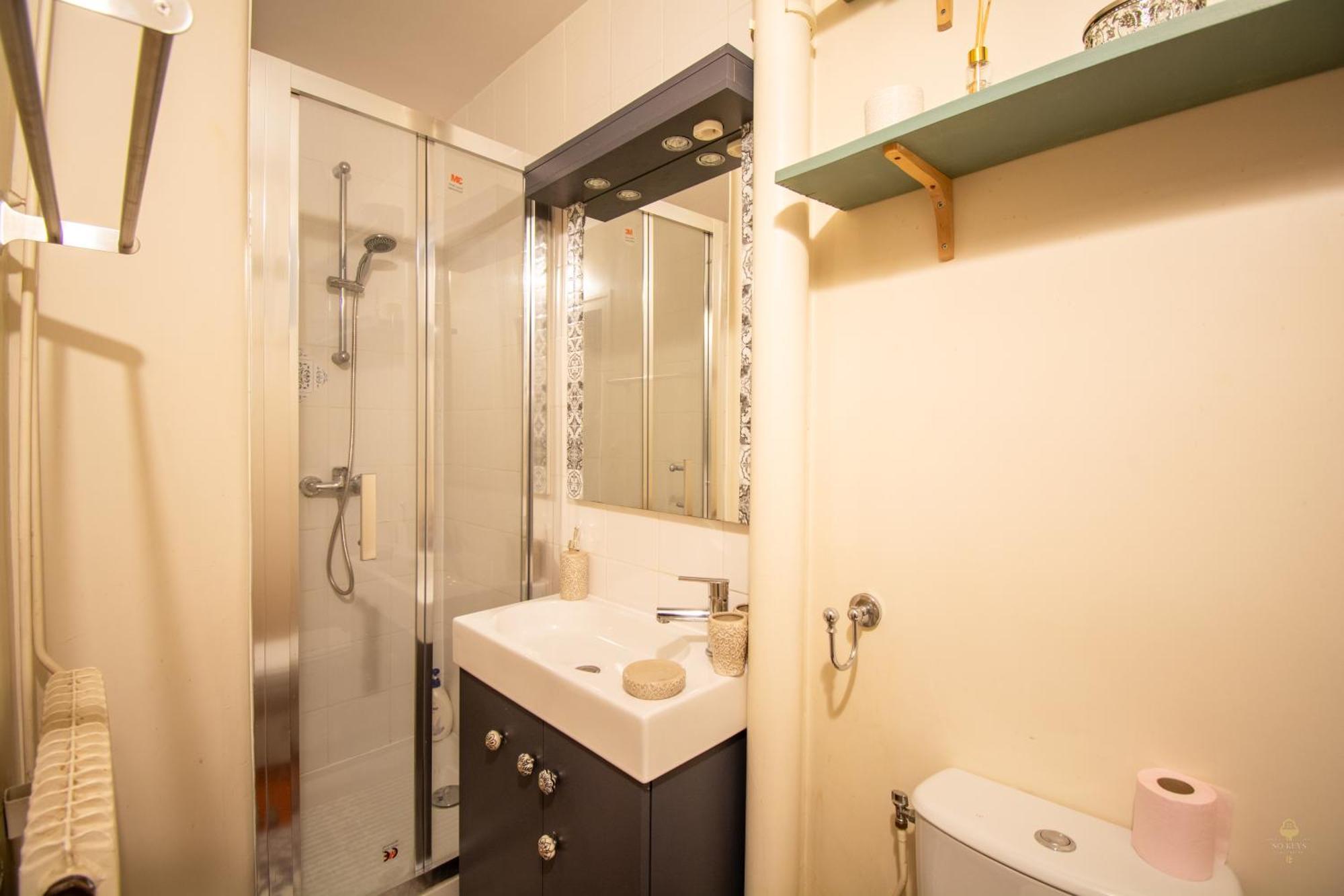 Wonderful Typical Flat 3 Bedrooms / 6 Pax Apartment