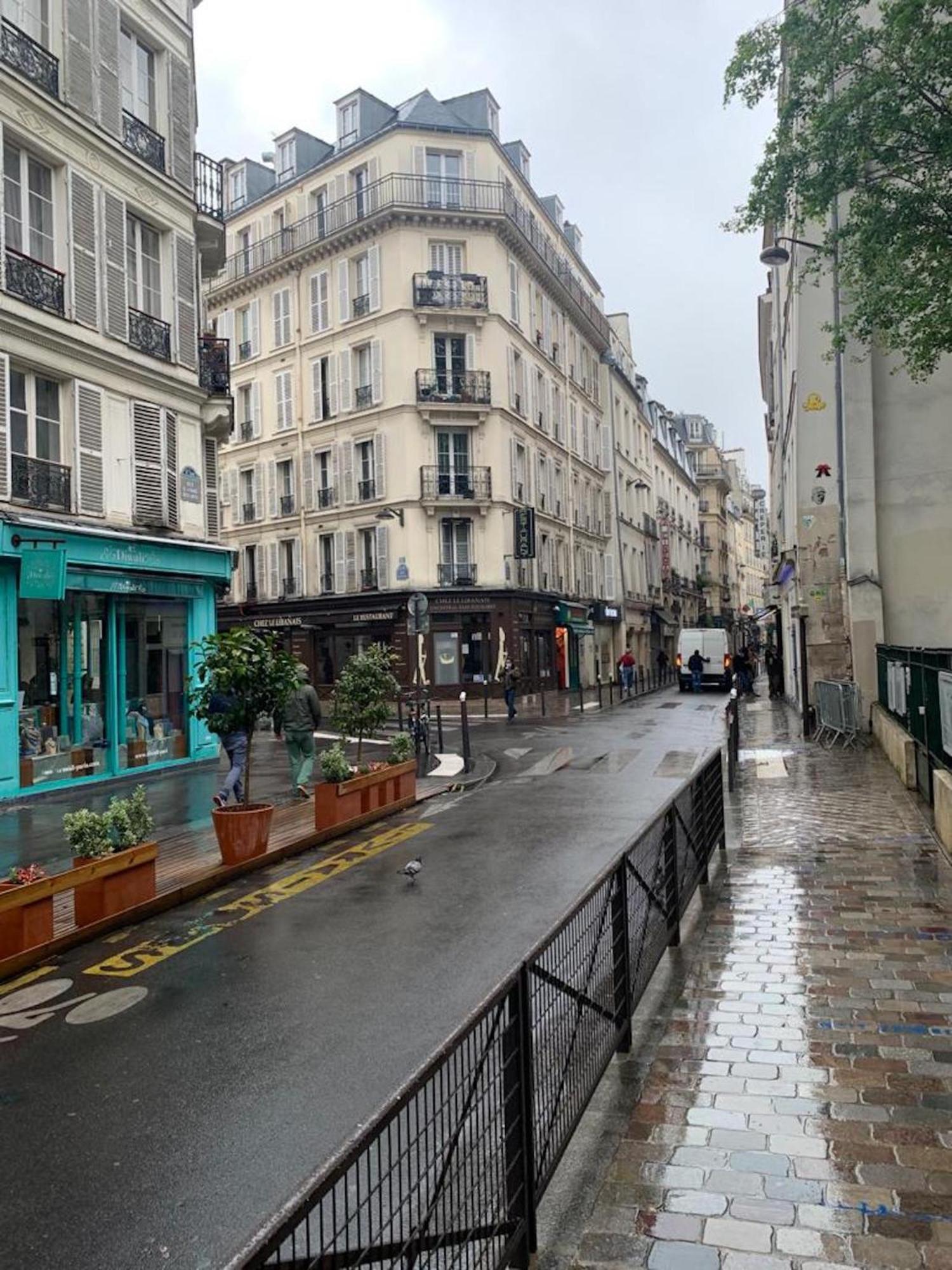 Des Arts * Paris