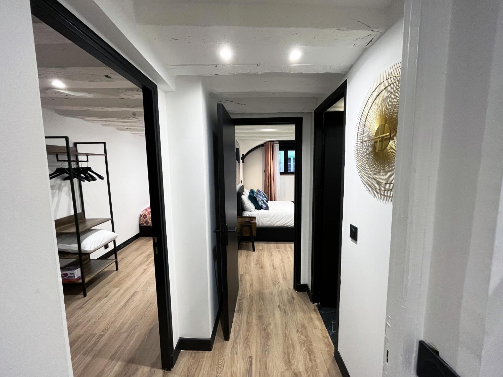 Appartement Urban Flat 174 - Vuitton St Denis Paris