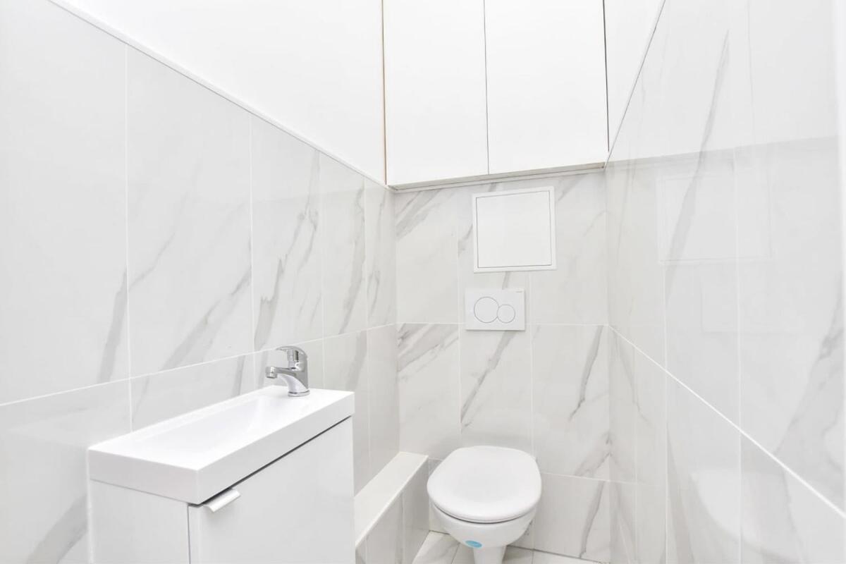 Modern 3bd For 8 Guests In Bastille Voltaire * Paris