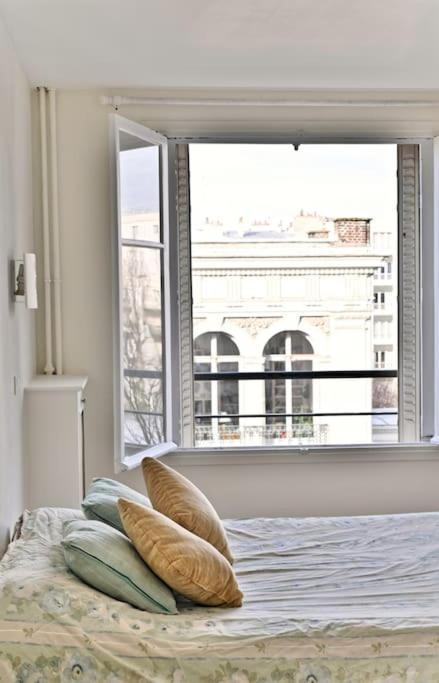 Central Avenue Du Maine Apartment