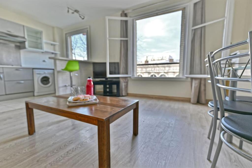 Apartment Central Avenue Du Maine