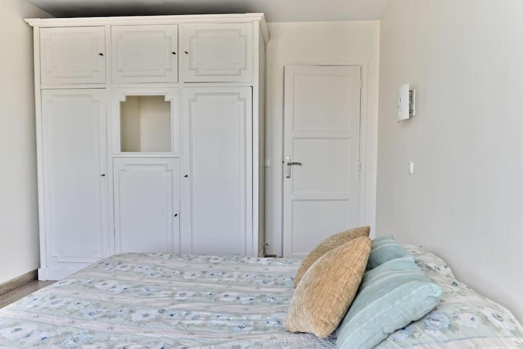Central Avenue Du Maine Apartment Paris