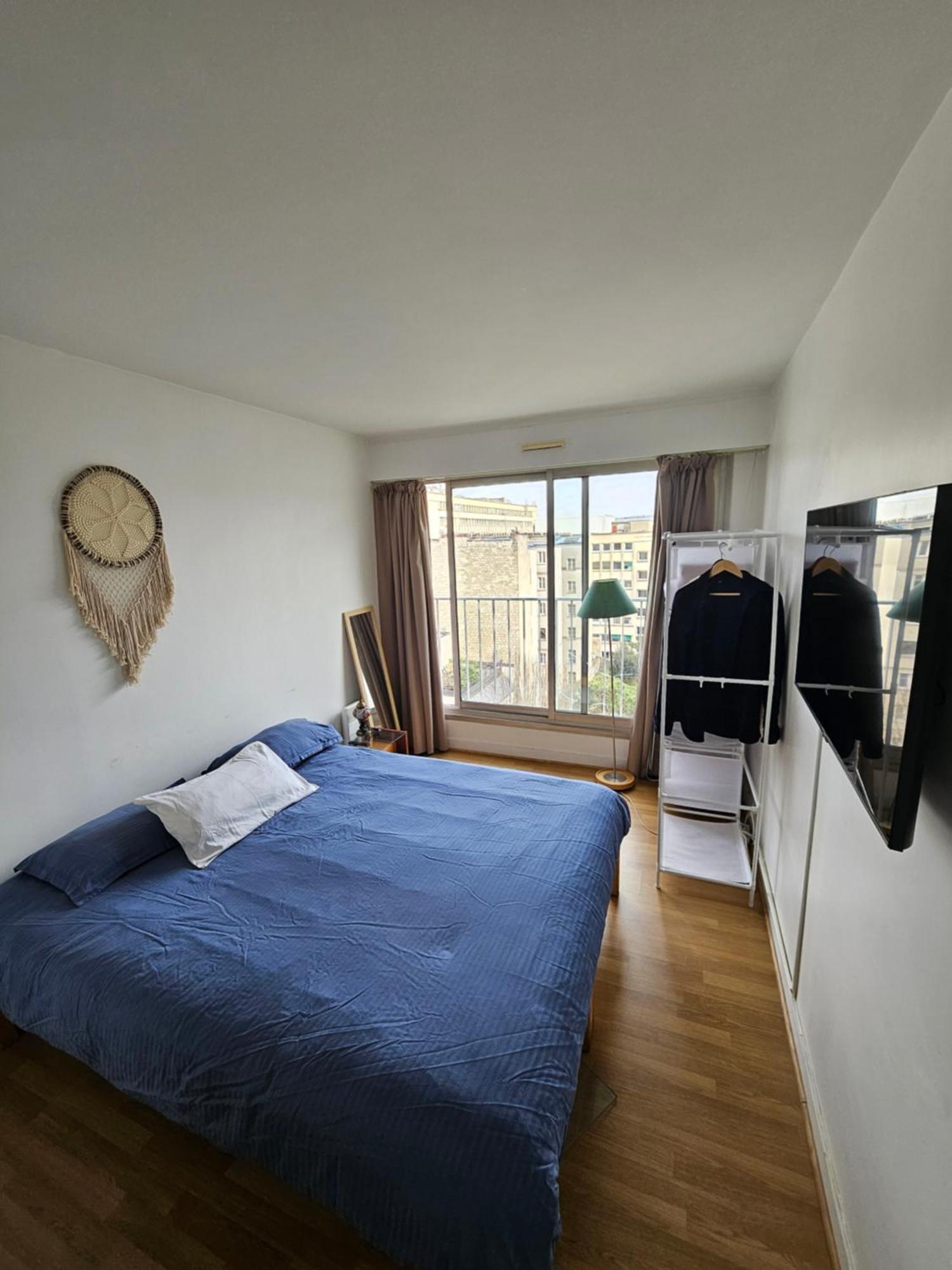 Homestay Private Only, Spacious In A Lovely Central Apartment *