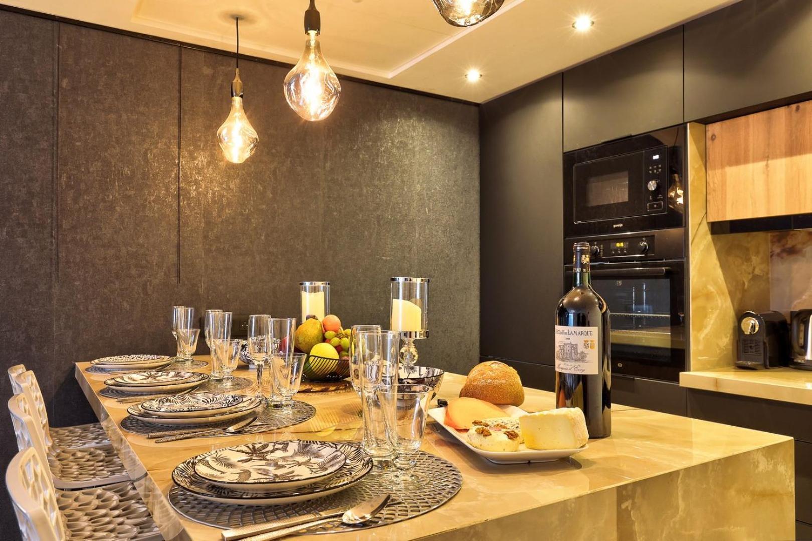 664 Deligny - Superb In Appartement
