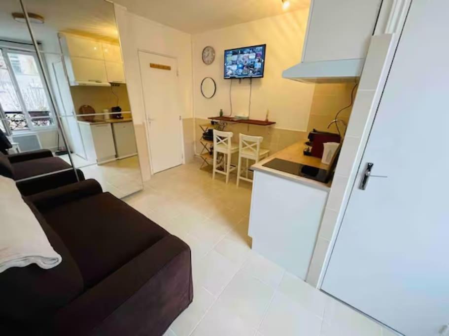 - Republique - Canal Saint Martin - La - 2 Pers Apartment Paris