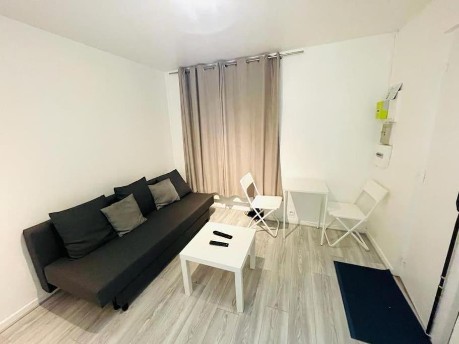 - Place Des Ternes - Parc Monceau - Moulin Rouge - 2 Pers Appartement *