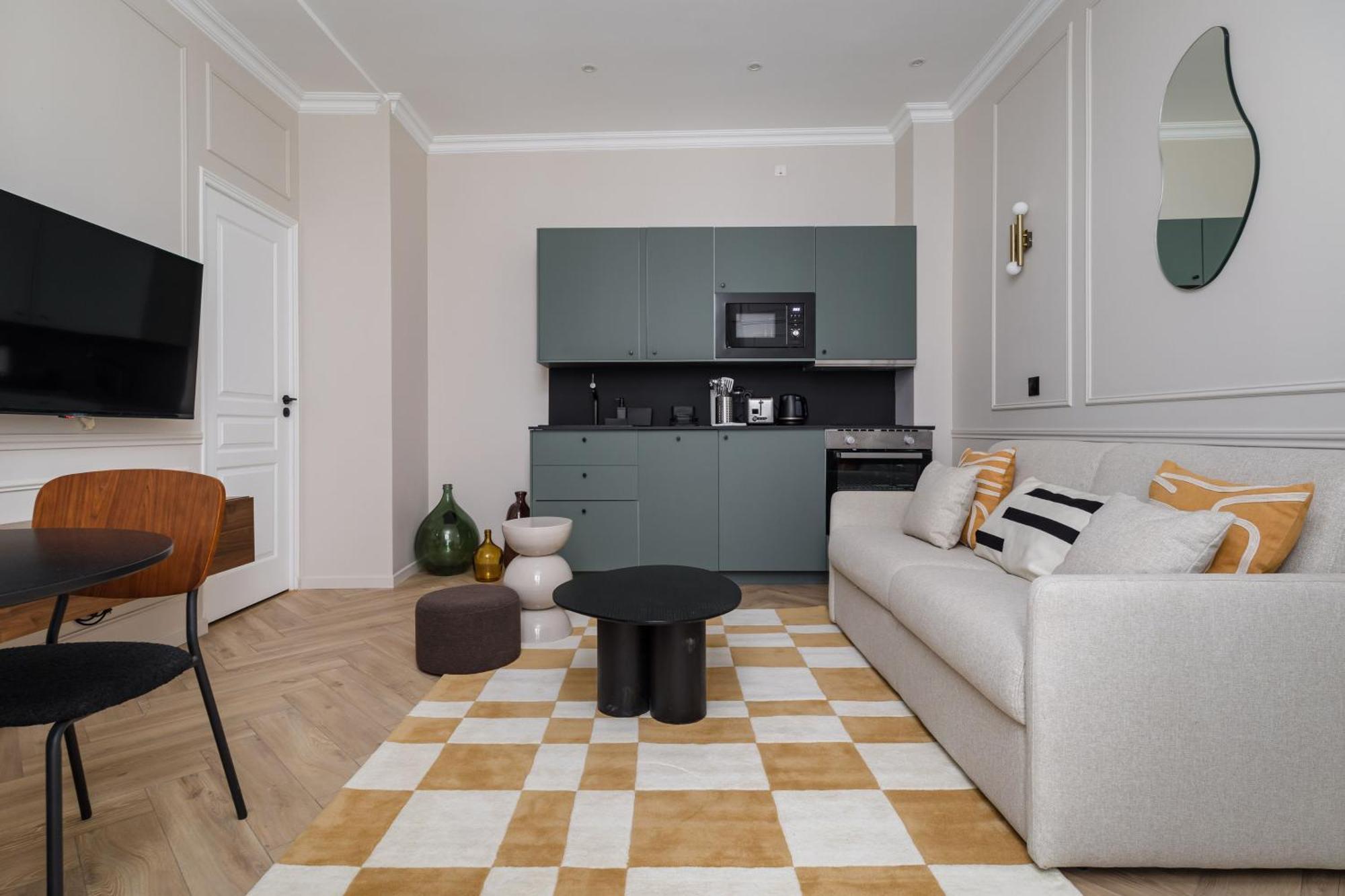 Poetic - Opera Apartment