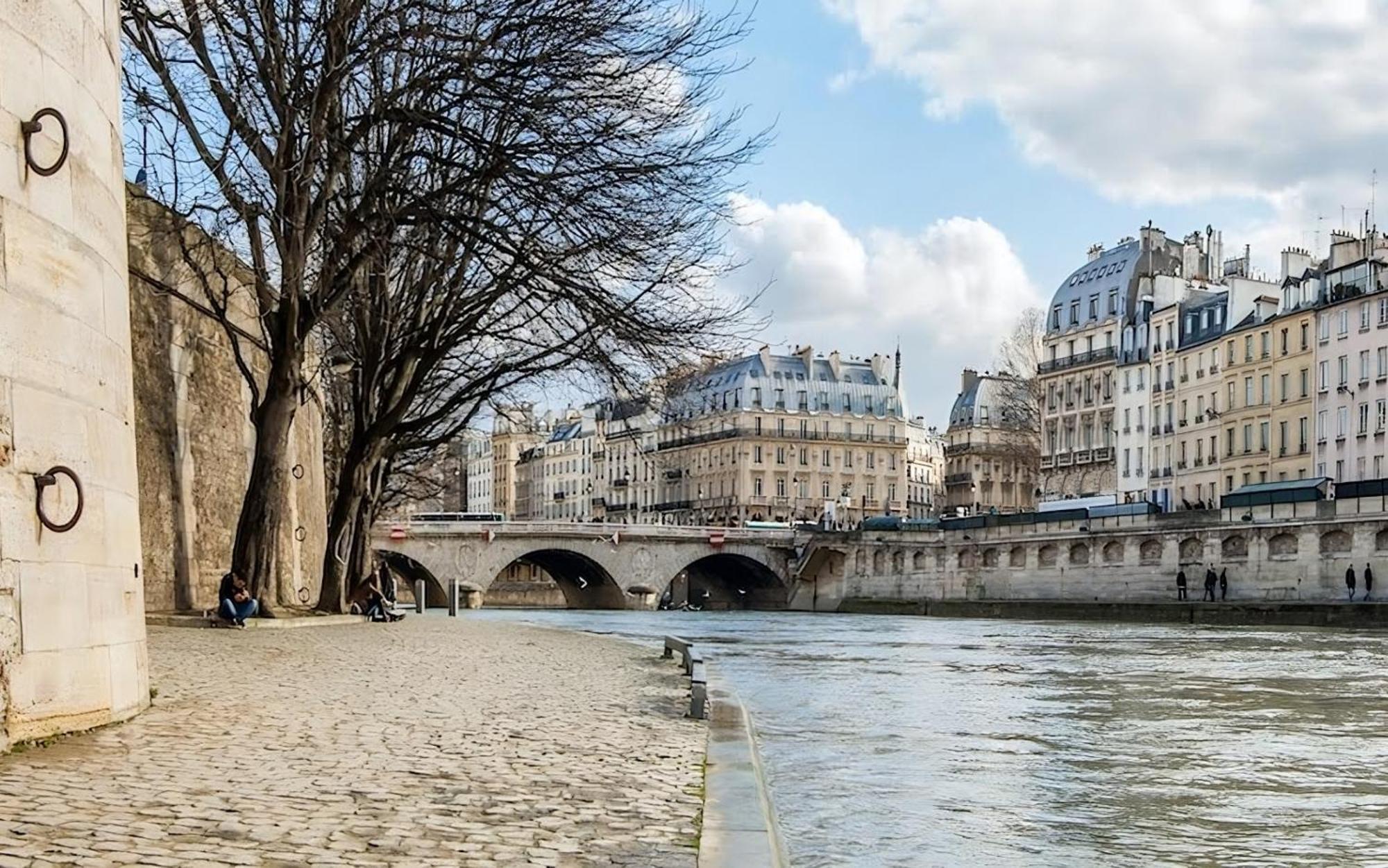 Heart Of And Magical View Of The Seine River By Weekome Apartment *
