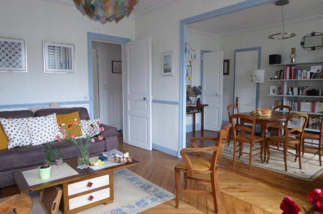 Apartment A Paris