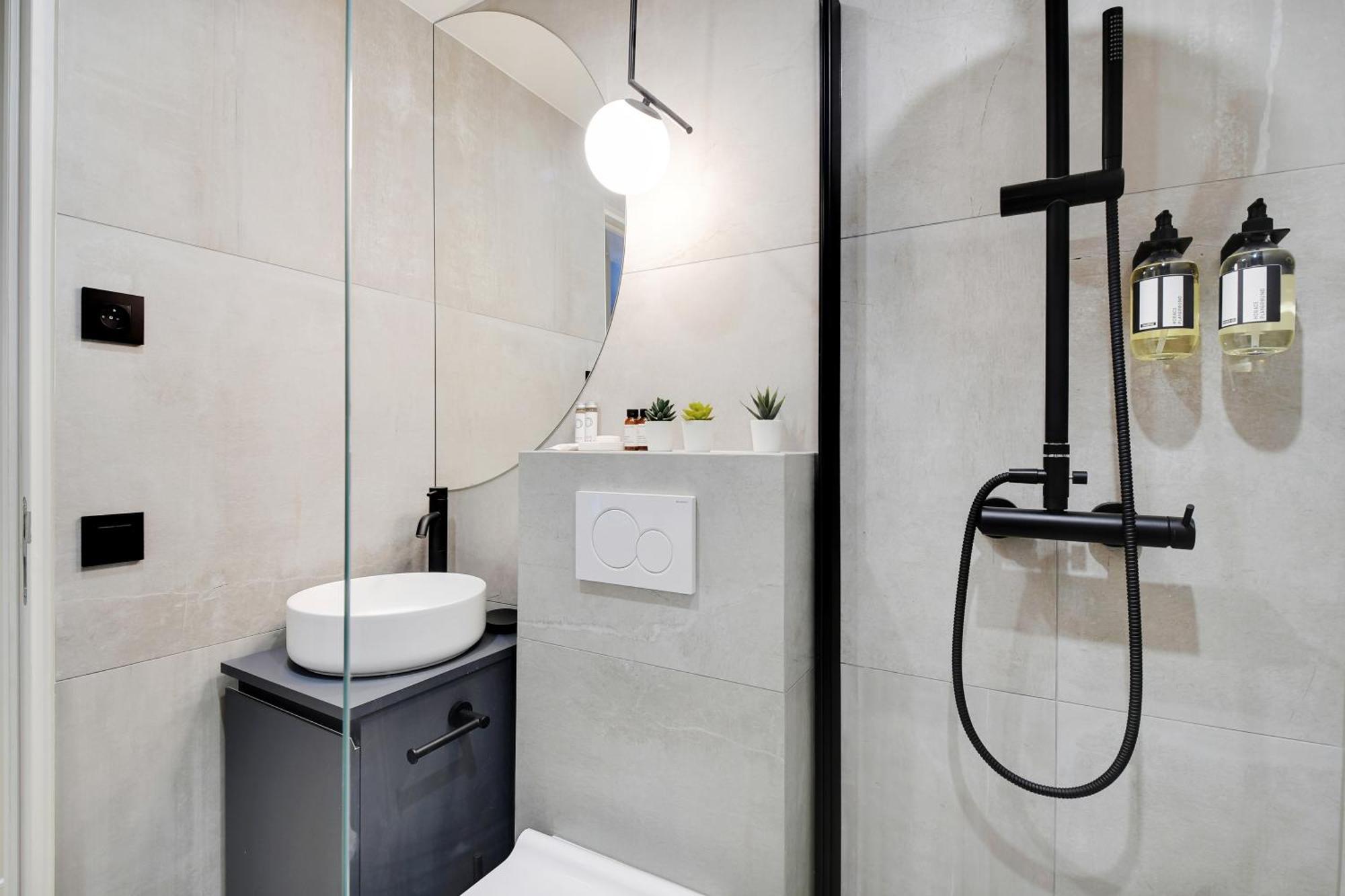 Apartment Amazing Cremieux Gare De Lyon