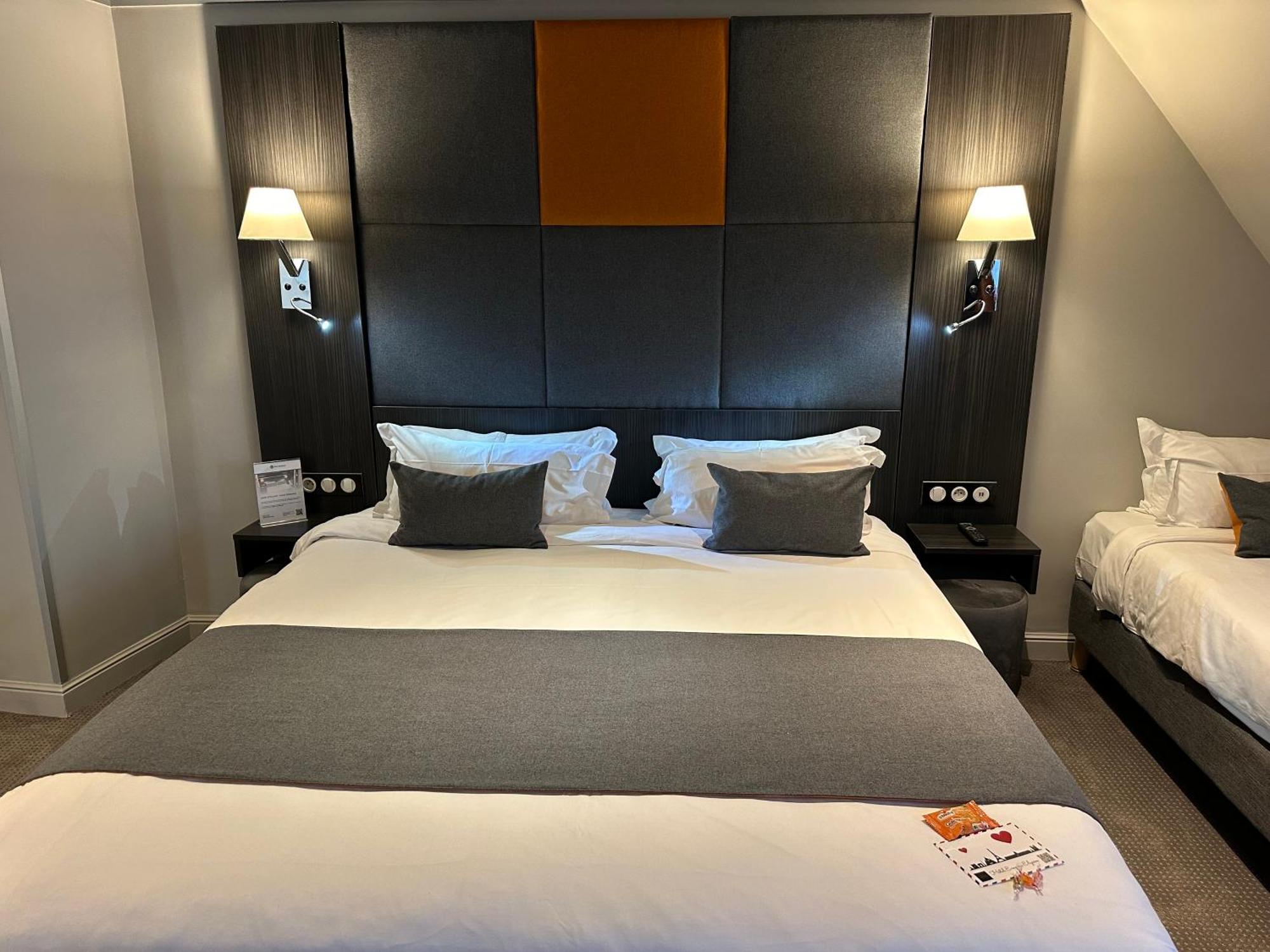 Hotel Western Empire Elysees 3*