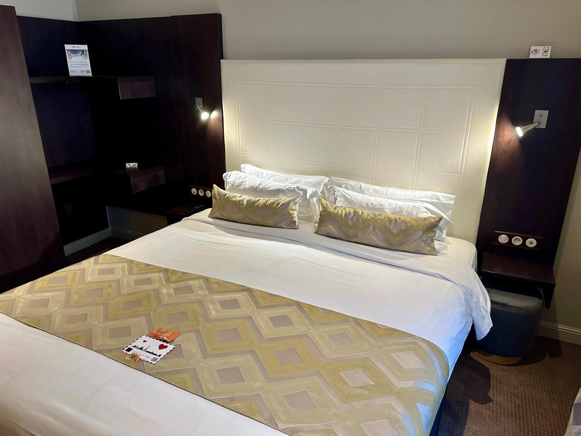 Hotel Western Empire Elysees Paris