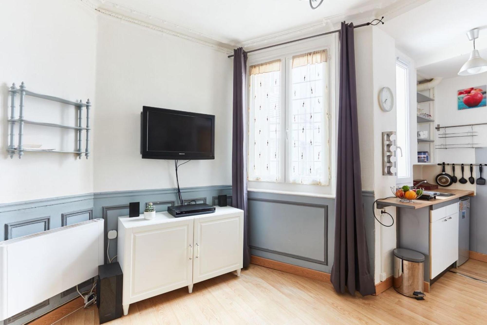 Montparnasse 1br Saint Appartement Paris