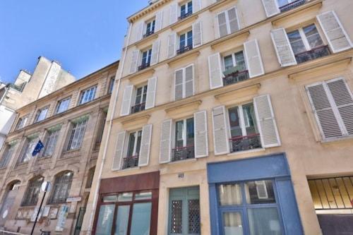 Paris9 Apartment