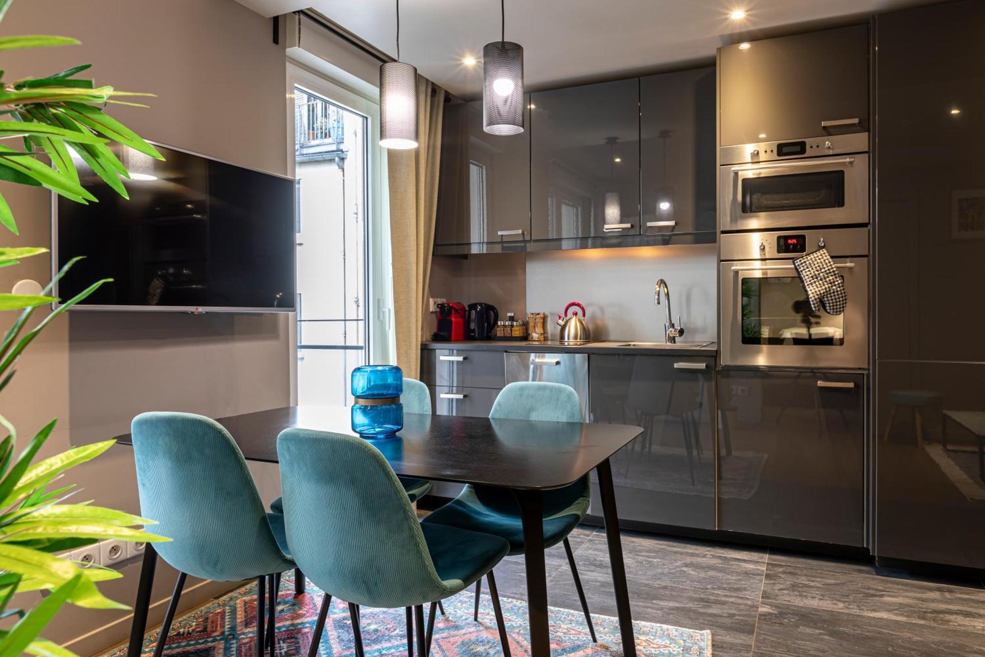 Cardinet Apartment