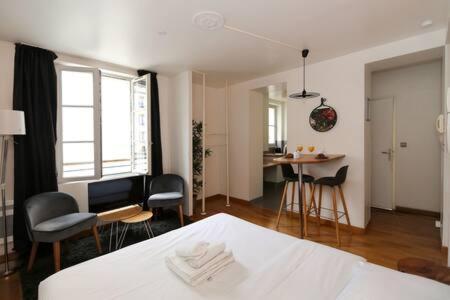 Appartement 302 - Sejournez Dans Un De Charme A 5 - Flat-guest