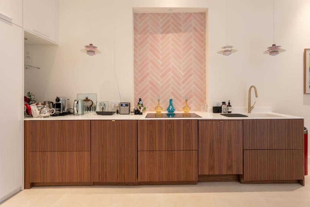 Chic Flat Place Des Vosges Apartment Paris