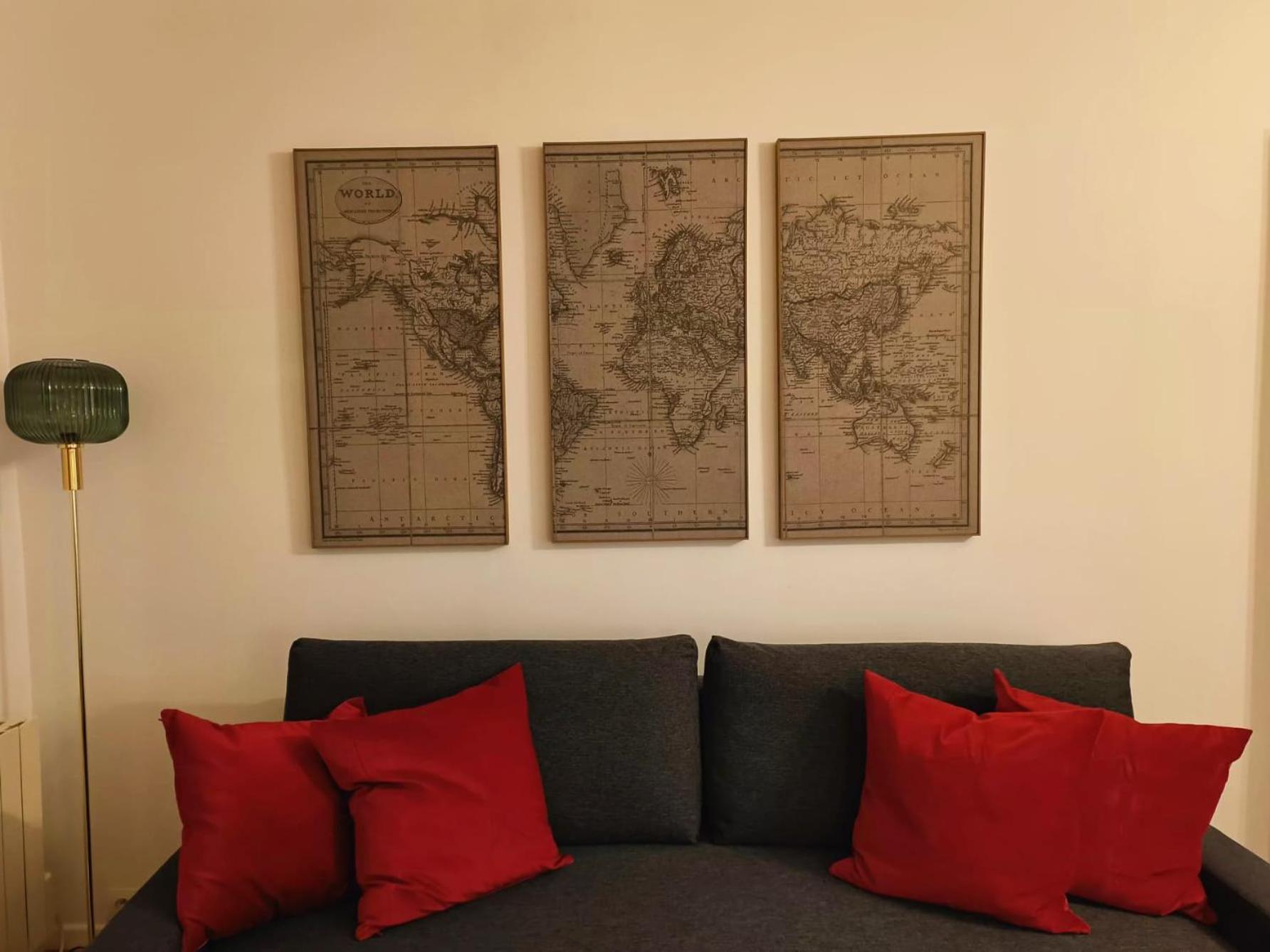 30m2 In The Heart Of Apartment Paris
