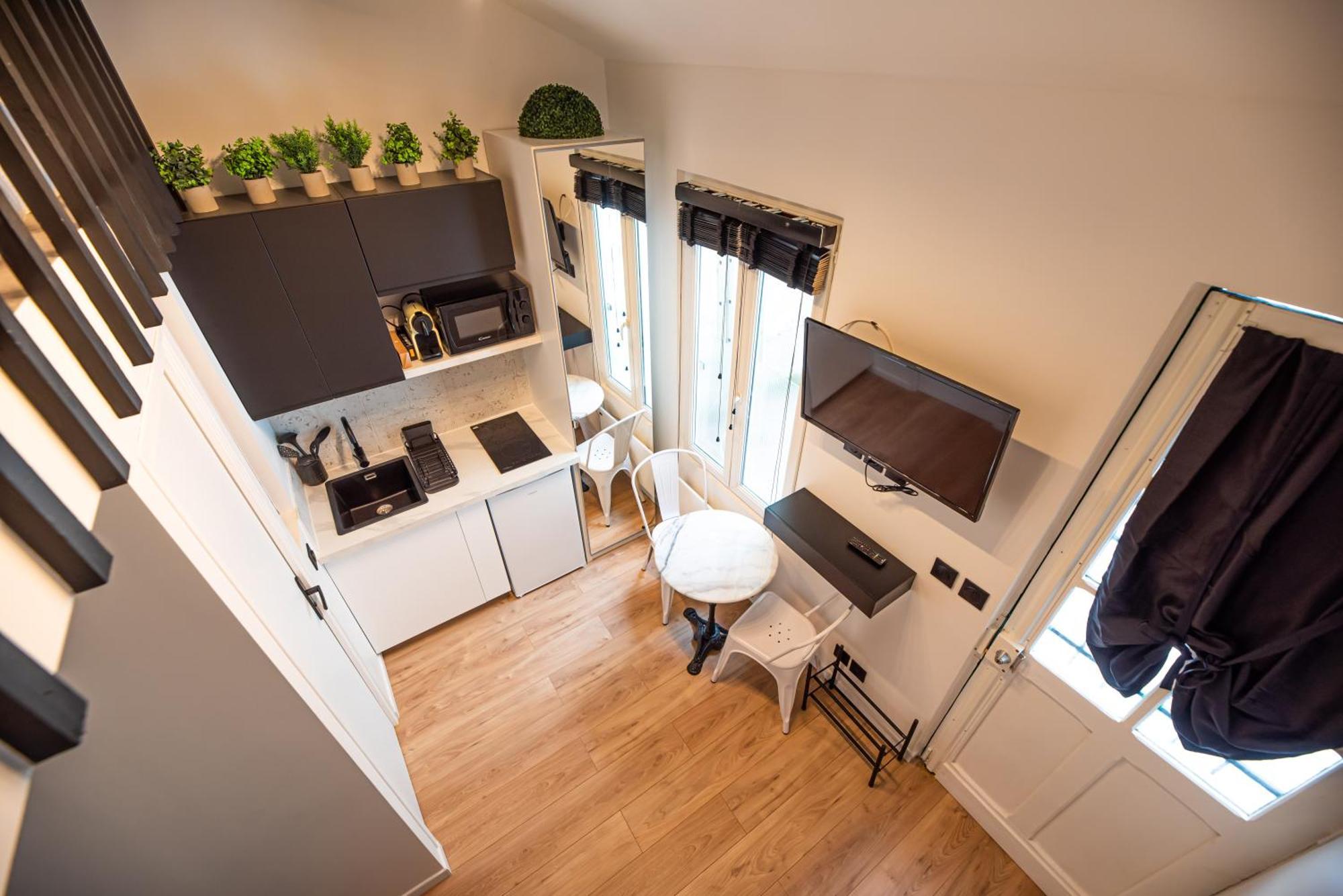 Lovely Nest In Paris