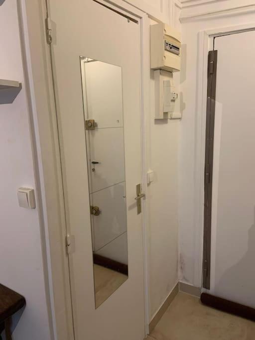 Studio 7eme Arrondissement Paris