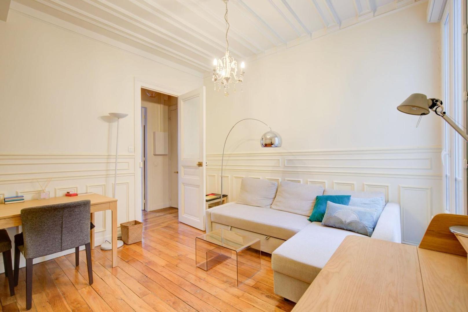 Le Petit Pantheon: Cosy 2-room Apart Center Apartment Paris