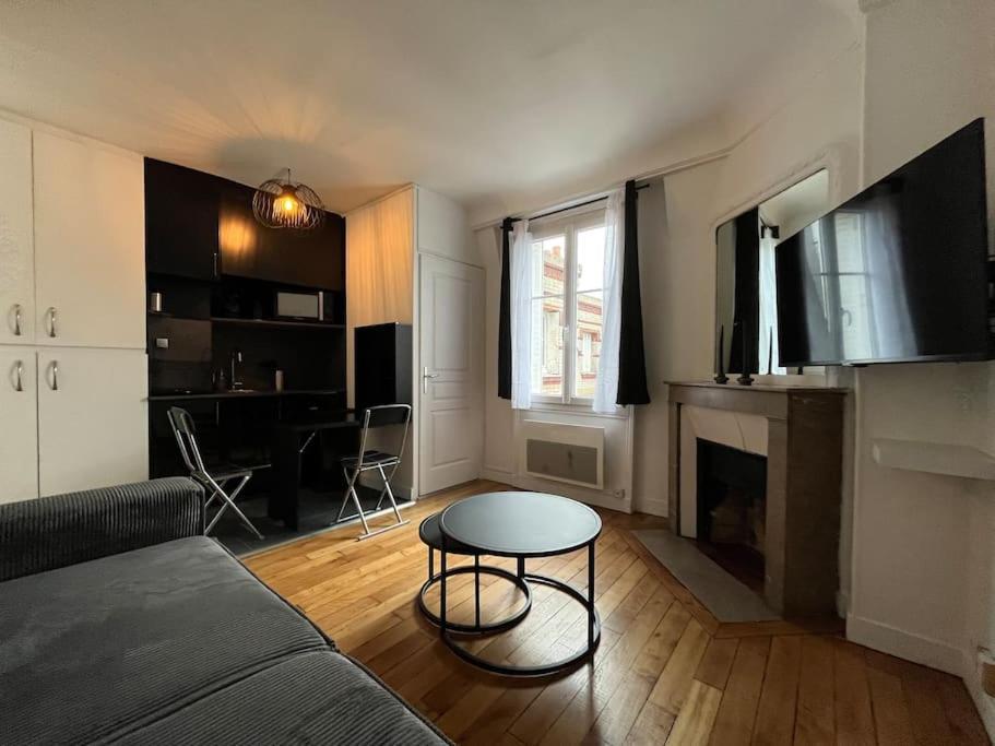Typical Parisian Appartement Paris