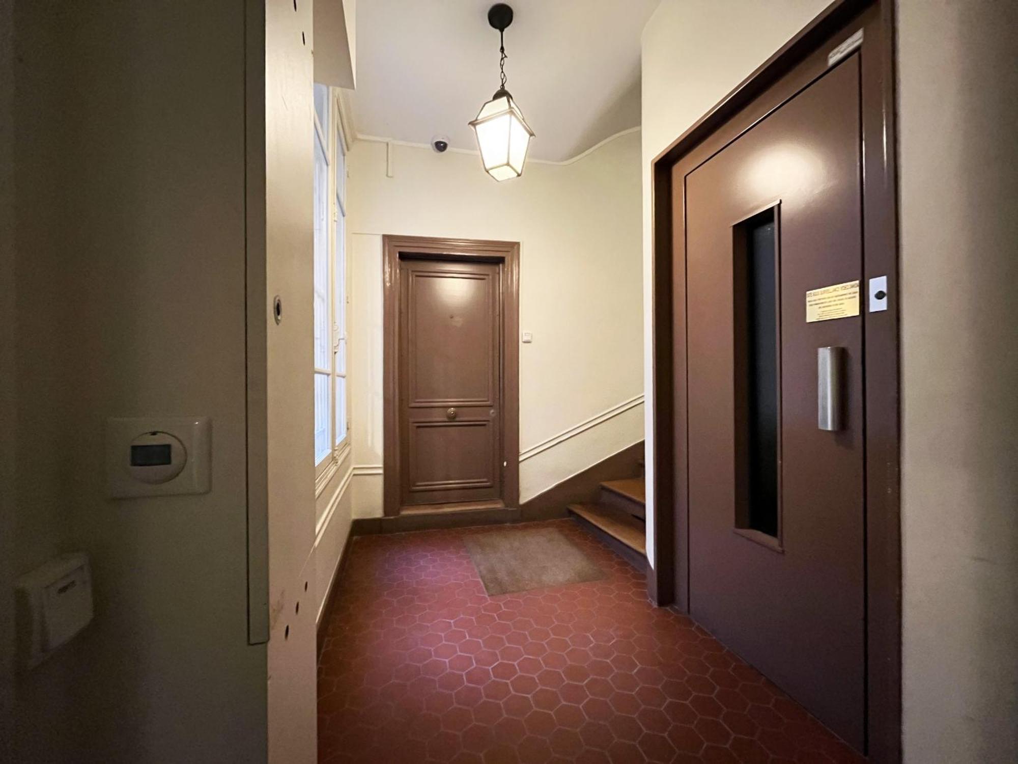 Urban Flat 43 - Charming Parisian Flat Near Grands Boulevards Apartment *