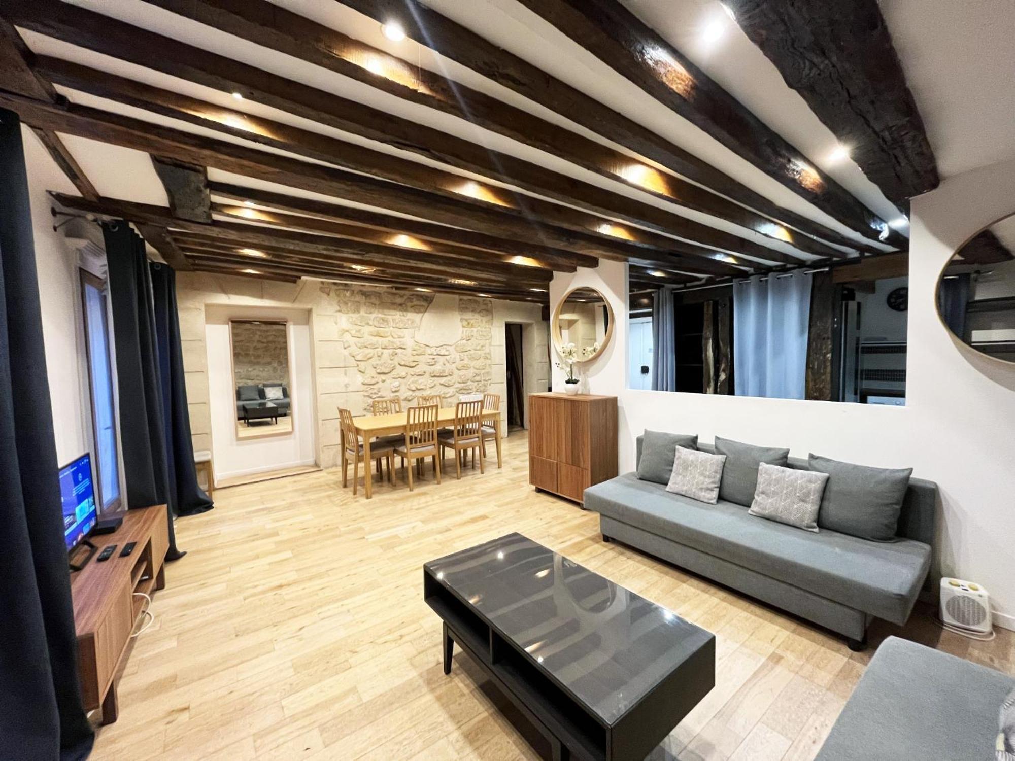 Urban Flat 43 - Charming Parisian Flat Near Grands Boulevards *