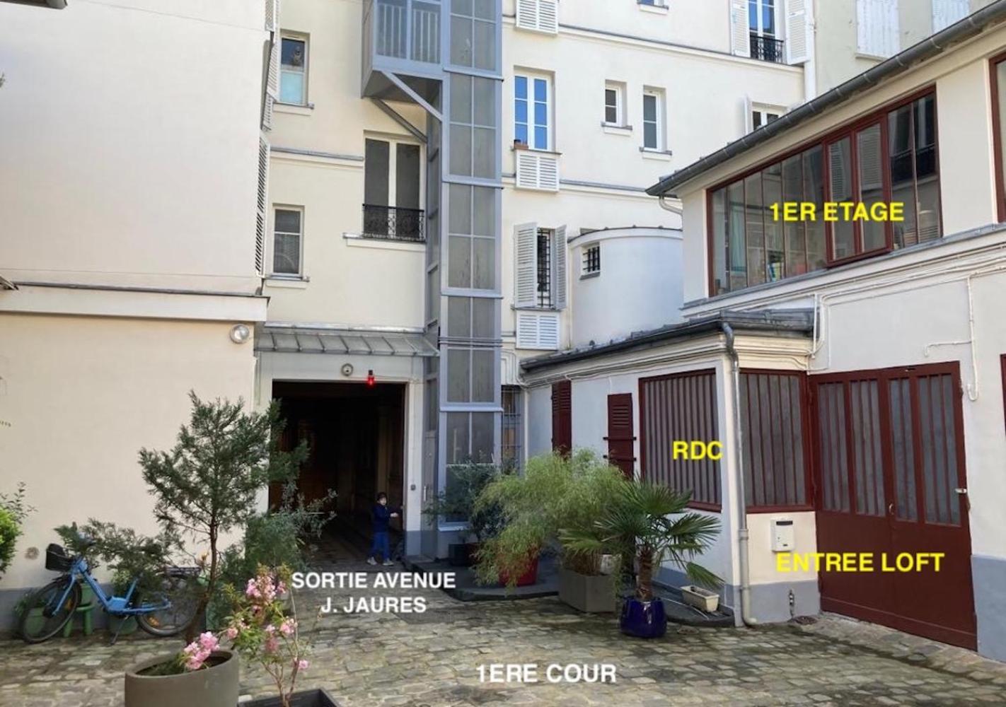 Loft Character With A View Of Court Paris