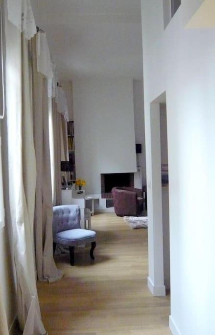 Le Regrattier St Louis Apartment Paris