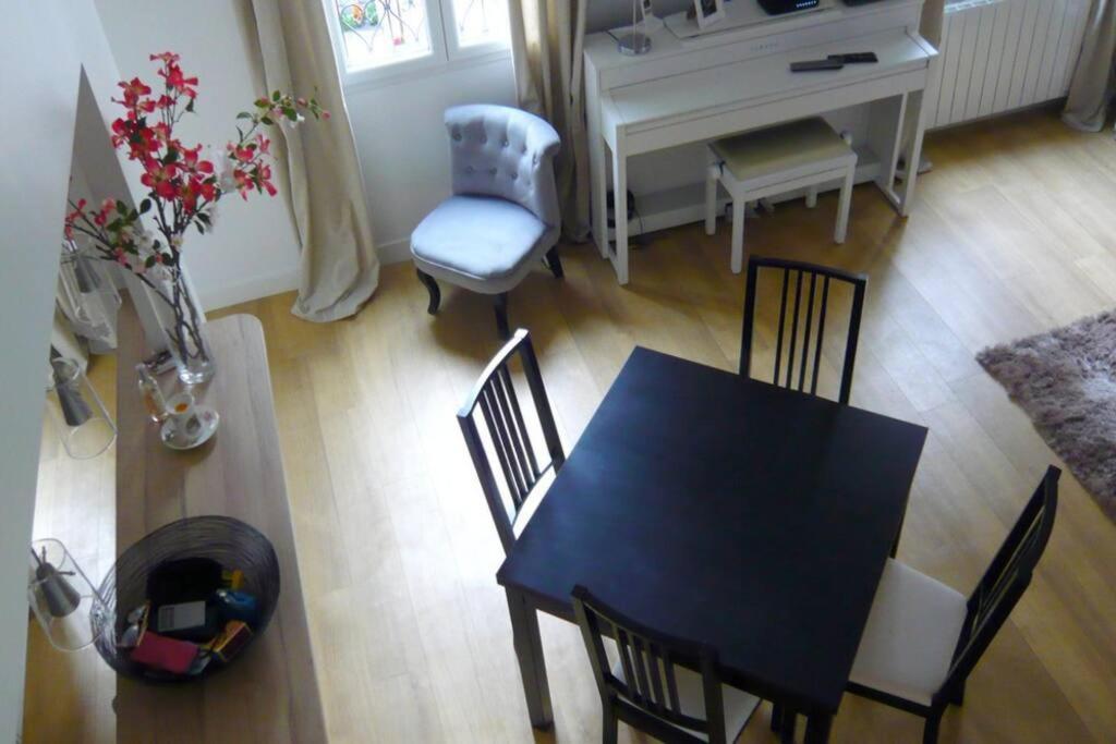 Le Regrattier St Louis Apartment *