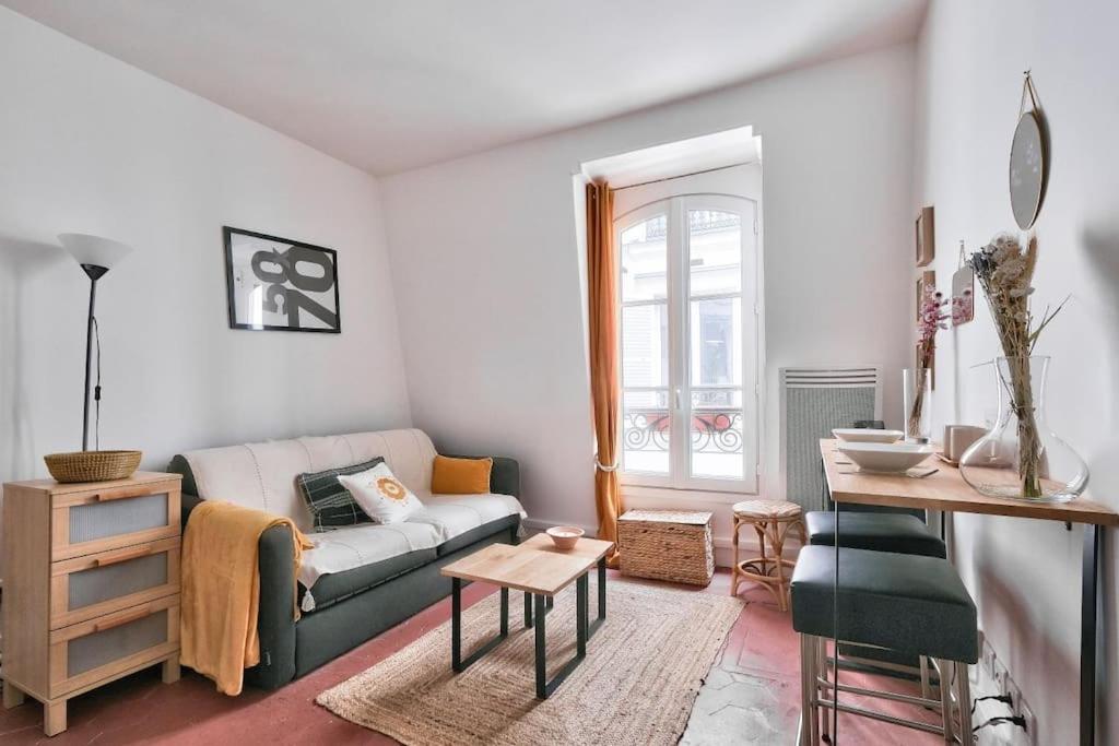 Wonderful At Place De La Bastille Apartment *