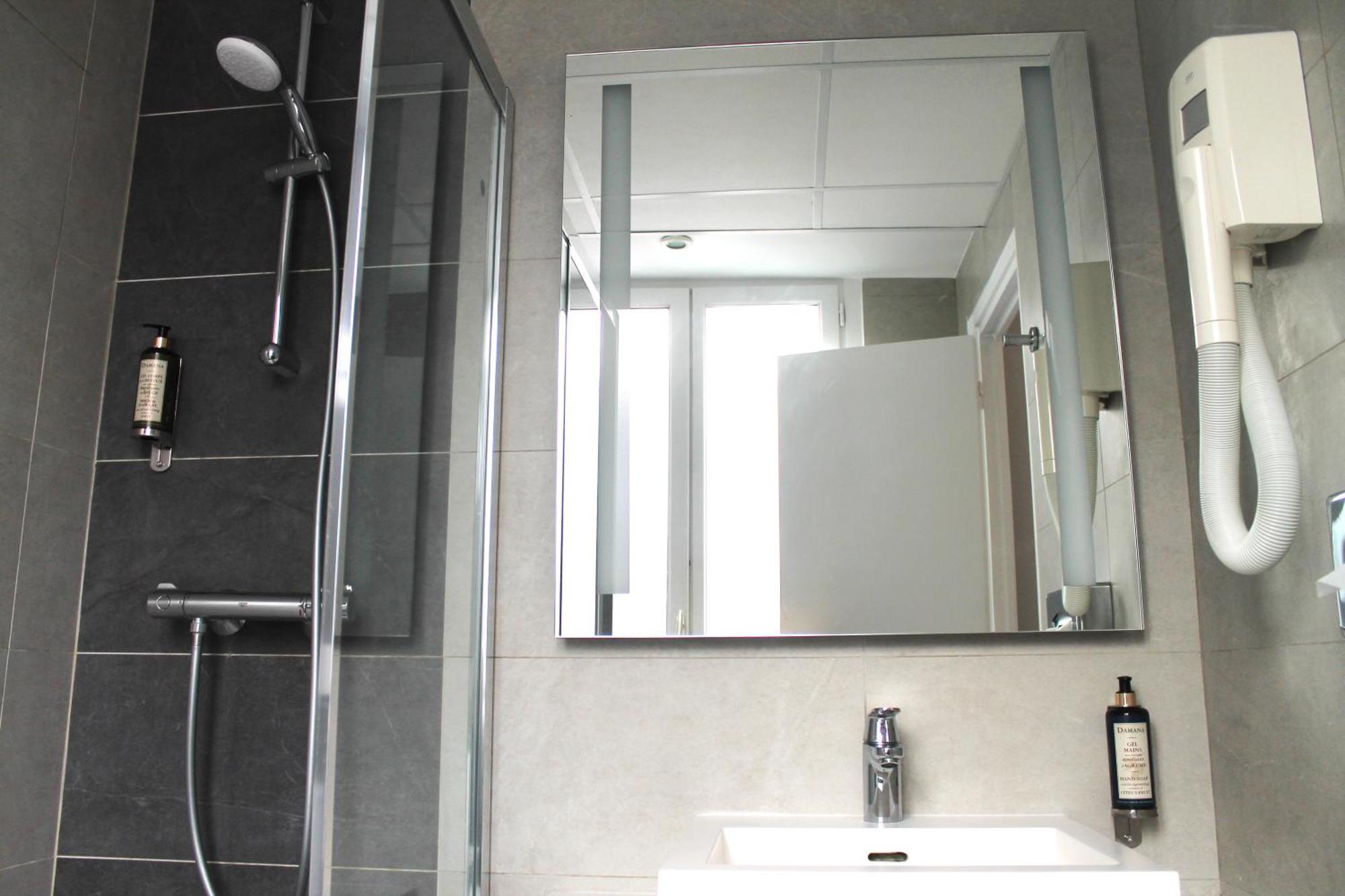 Avia Saphir Montparnasse 3* Paris