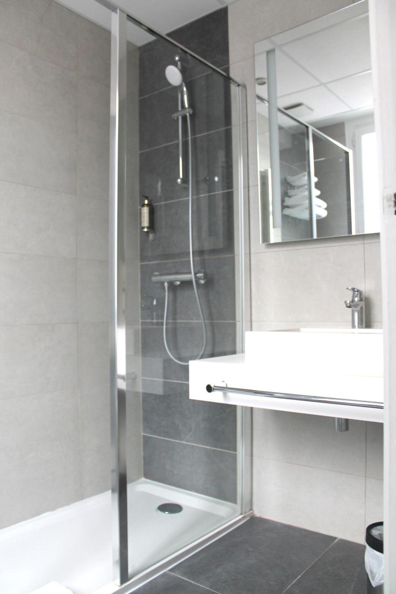 Avia Saphir Montparnasse 3* Paris